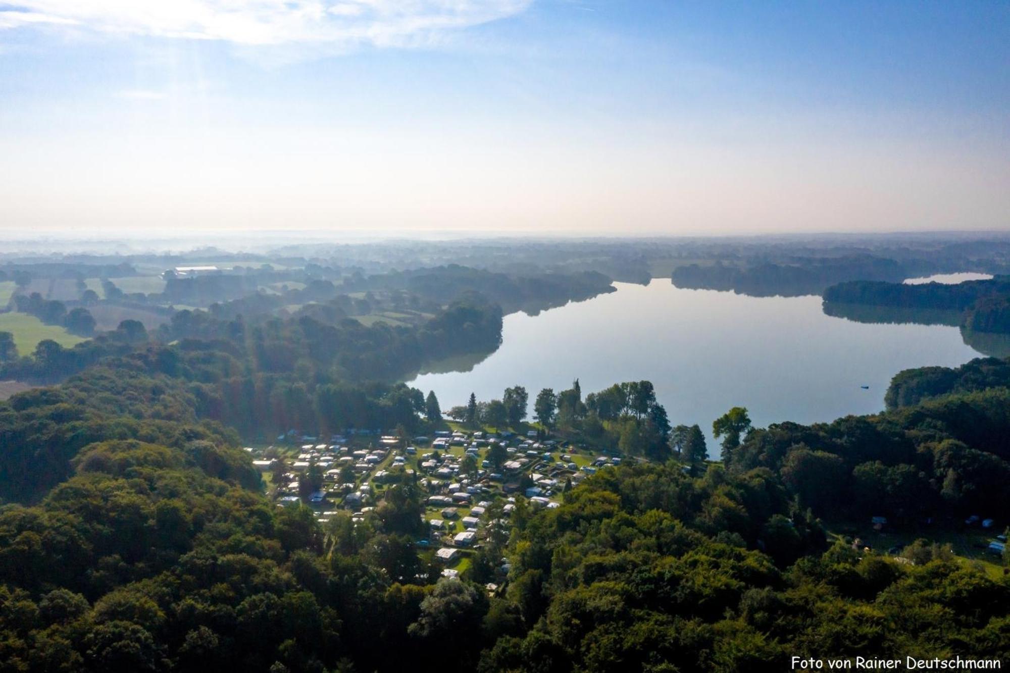 Glamping Pod Am See Wittenborn Bagian luar foto